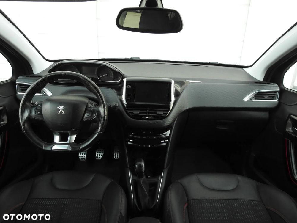 Peugeot 208 1.2 PureTech Allure S&S - 7