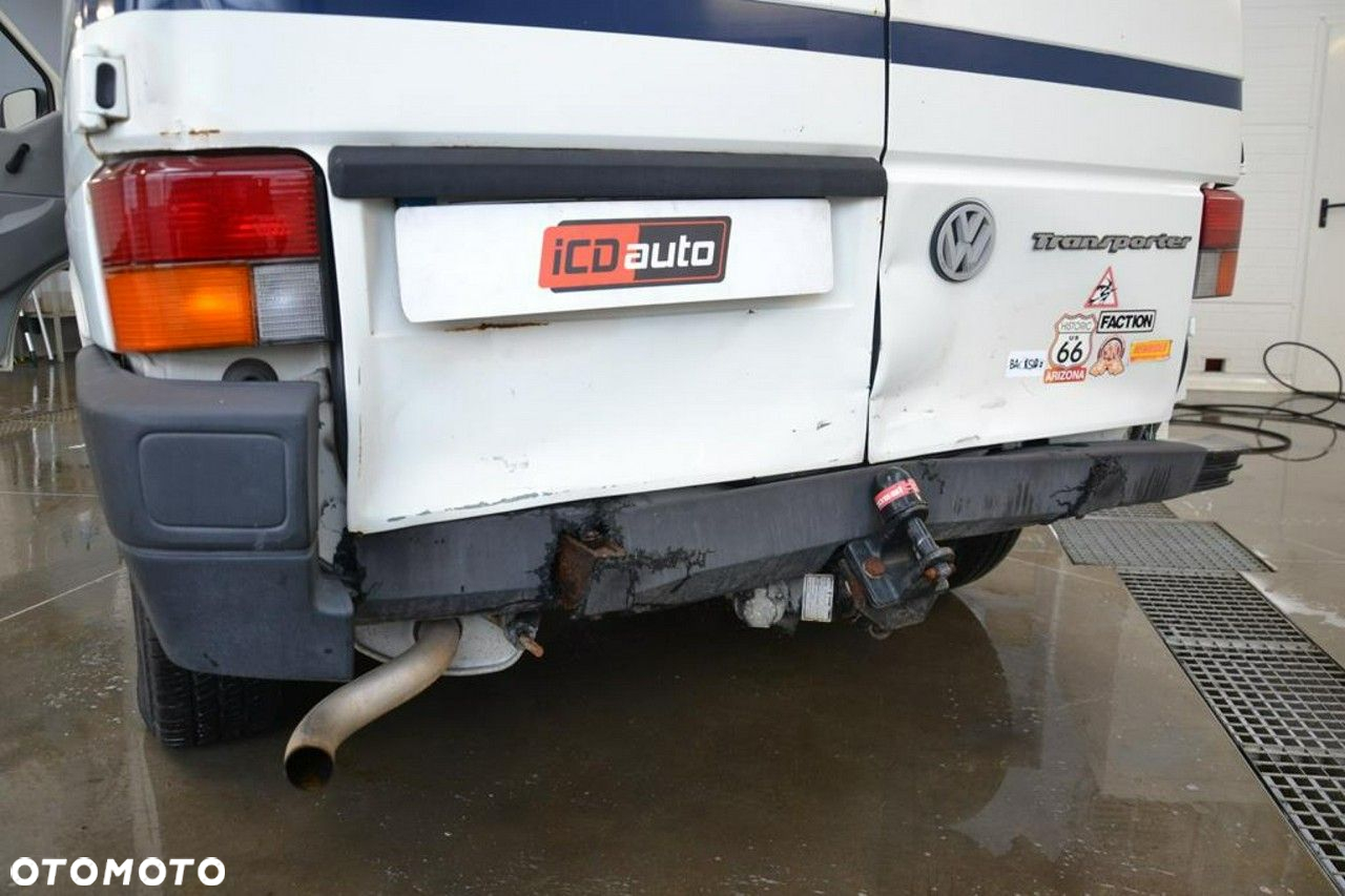 Volkswagen Transporter - 30