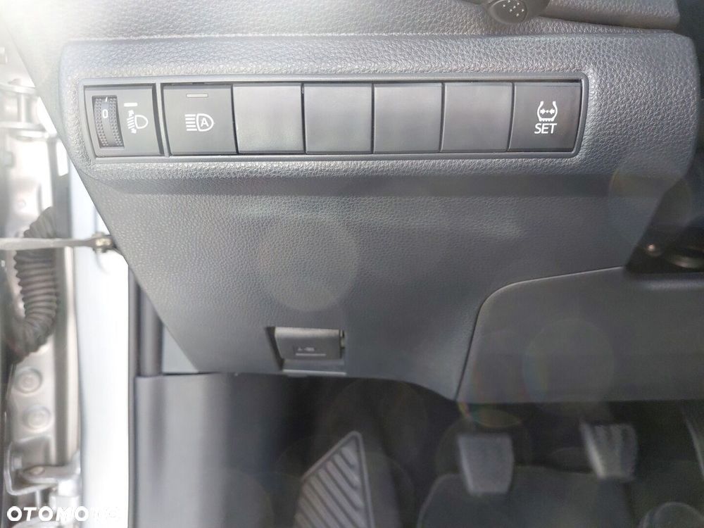 Toyota Corolla - 27