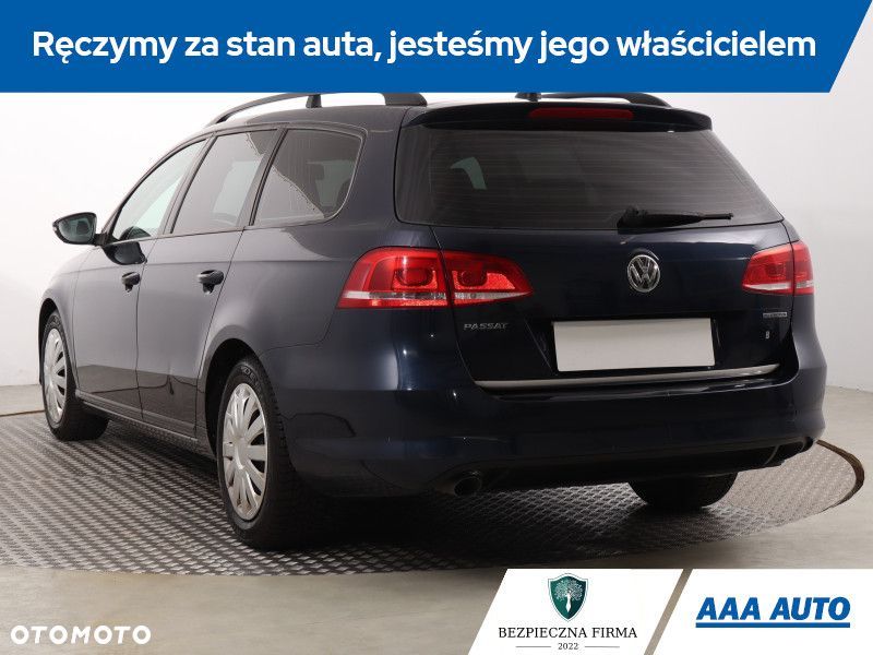 Volkswagen Passat Variant - 5