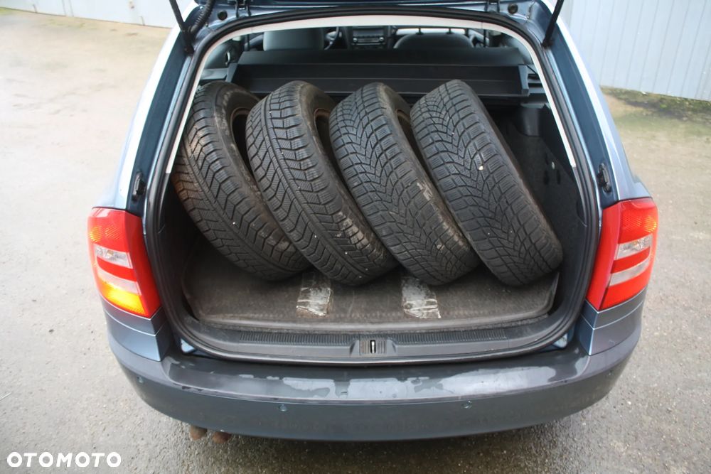 Skoda Octavia 2.0 TDI DPF DSG Ambiente - 12