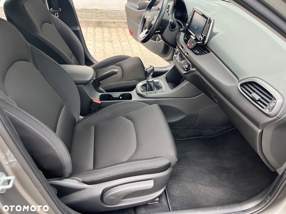 Hyundai i30 1.4 T-GDI Premium - 13
