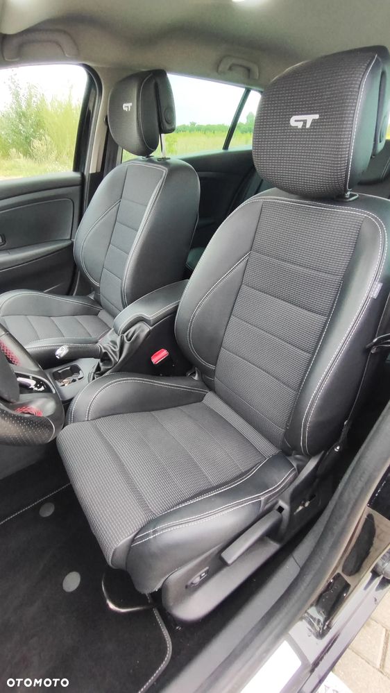 Renault Megane Grandtour TCe 220 Start & Stop GT 220 - 28
