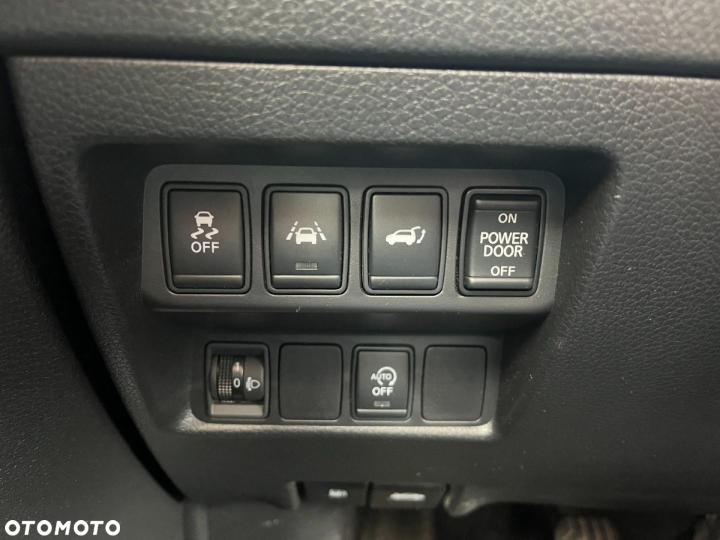 Nissan X-Trail - 17