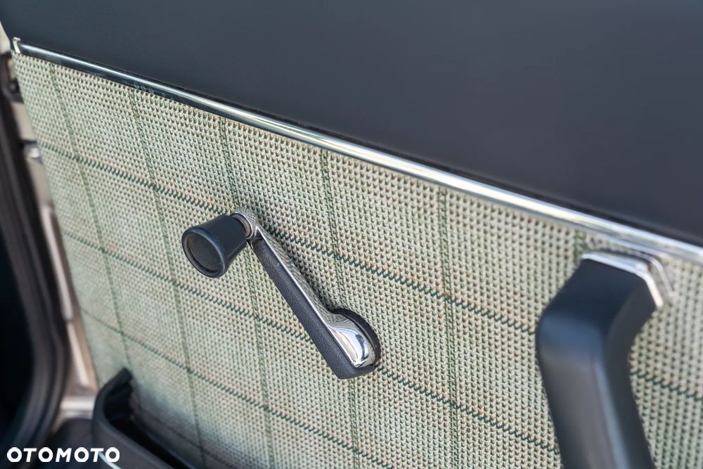 Audi Coupe 2.0 GT - 29