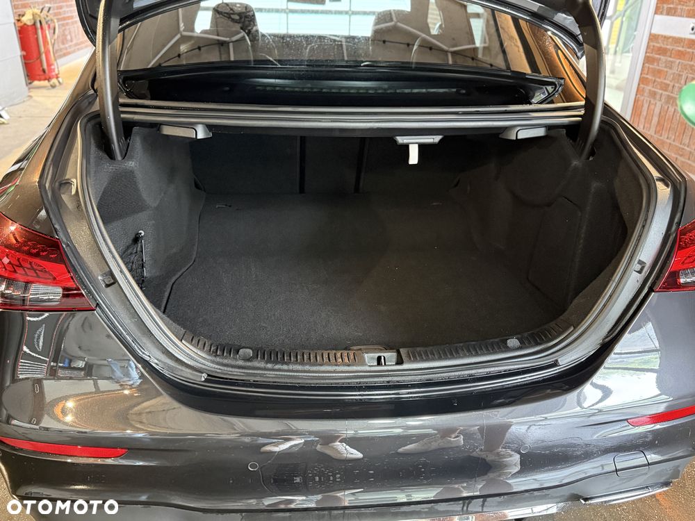 Mercedes-Benz Klasa E 220 d 4-Matic AMG - 17
