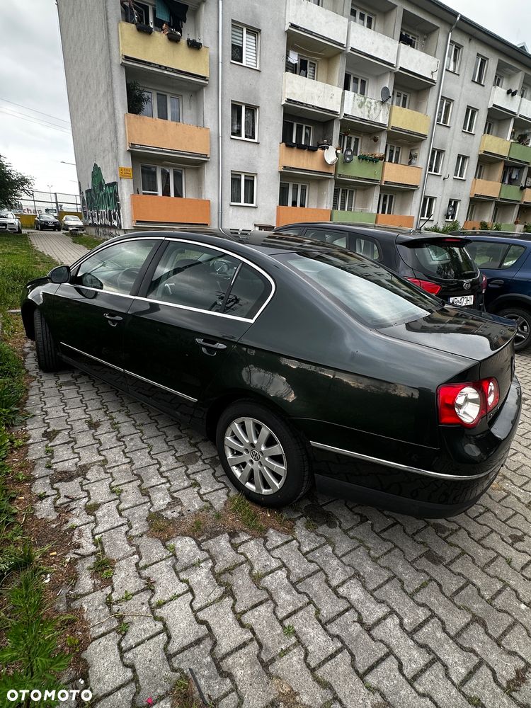 Volkswagen Passat - 3