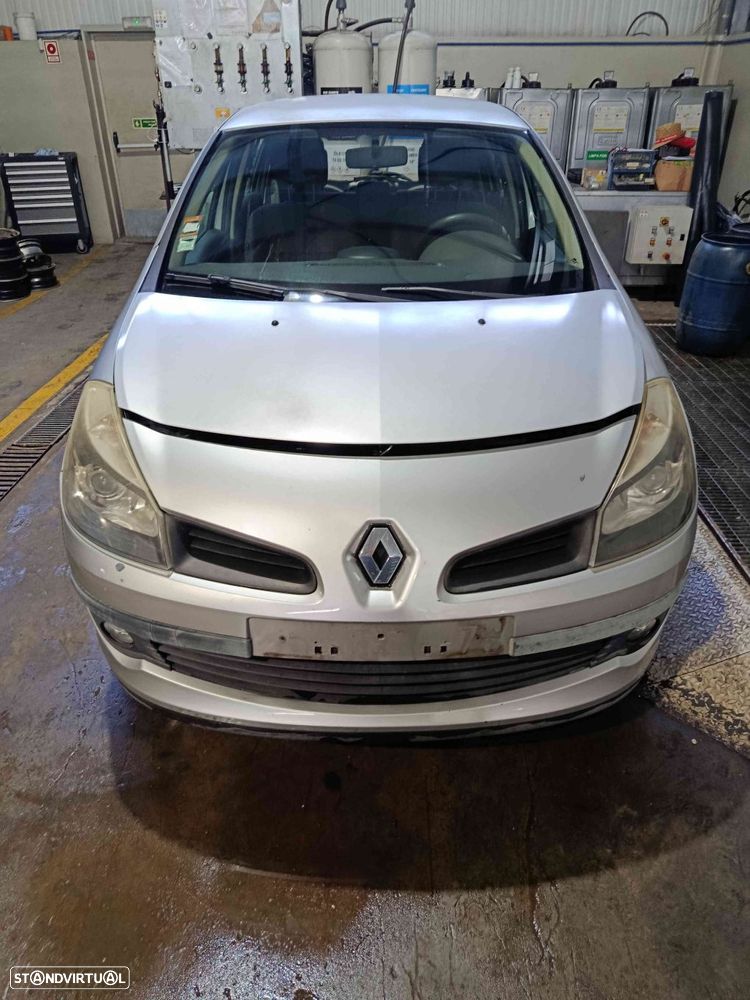 Carro MOT: D4F 706 CXVEL: JH3 176  JH3 128 RENAULT CLIO 3 2006 1.2 75CV 5P CINZA GASOLINA - 2