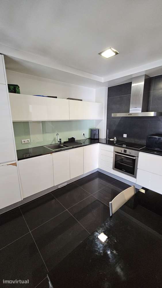Apartamento, 83 m², Alvalade - Grande imagem: 2/13