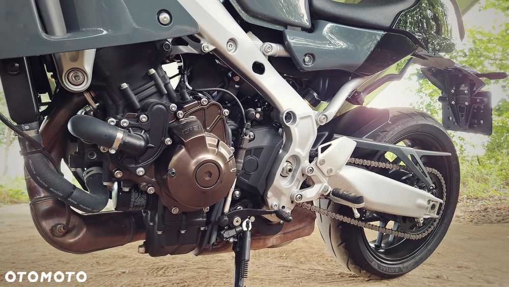 Yamaha XSR - 8