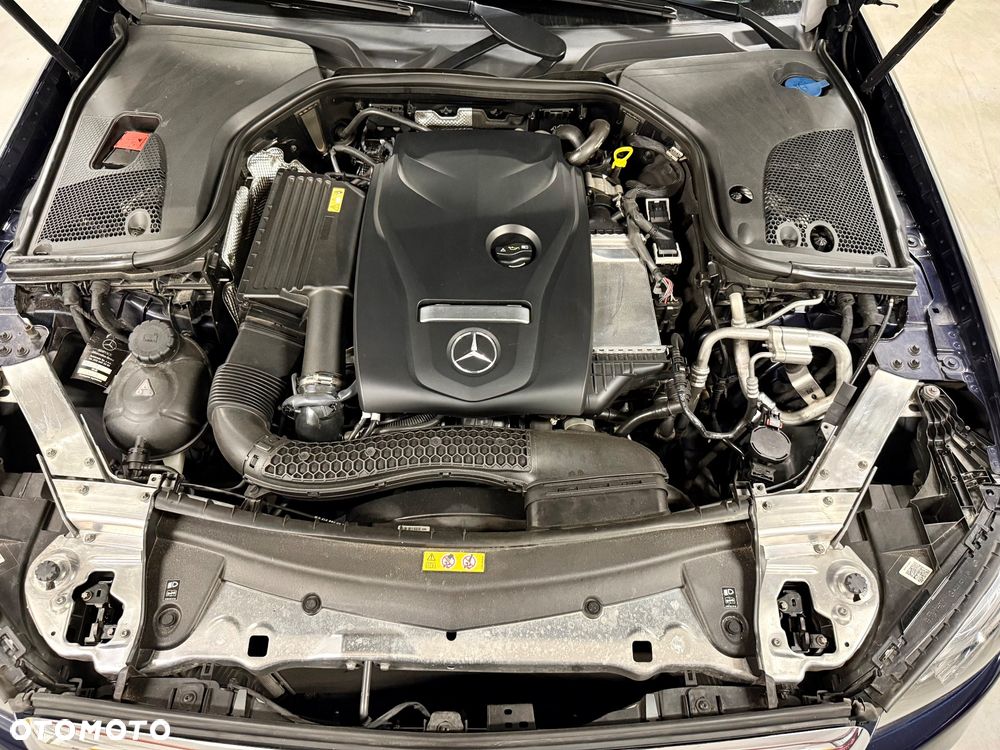 Mercedes-Benz Klasa E 200 9G-TRONIC - 18