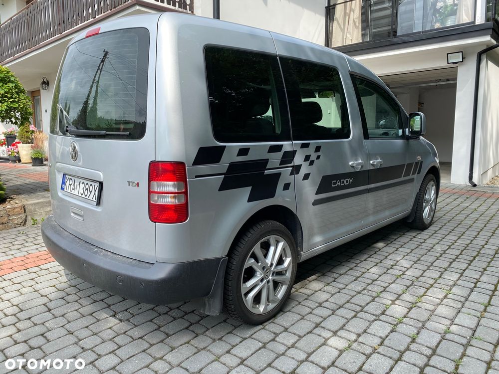 Volkswagen Caddy - 5