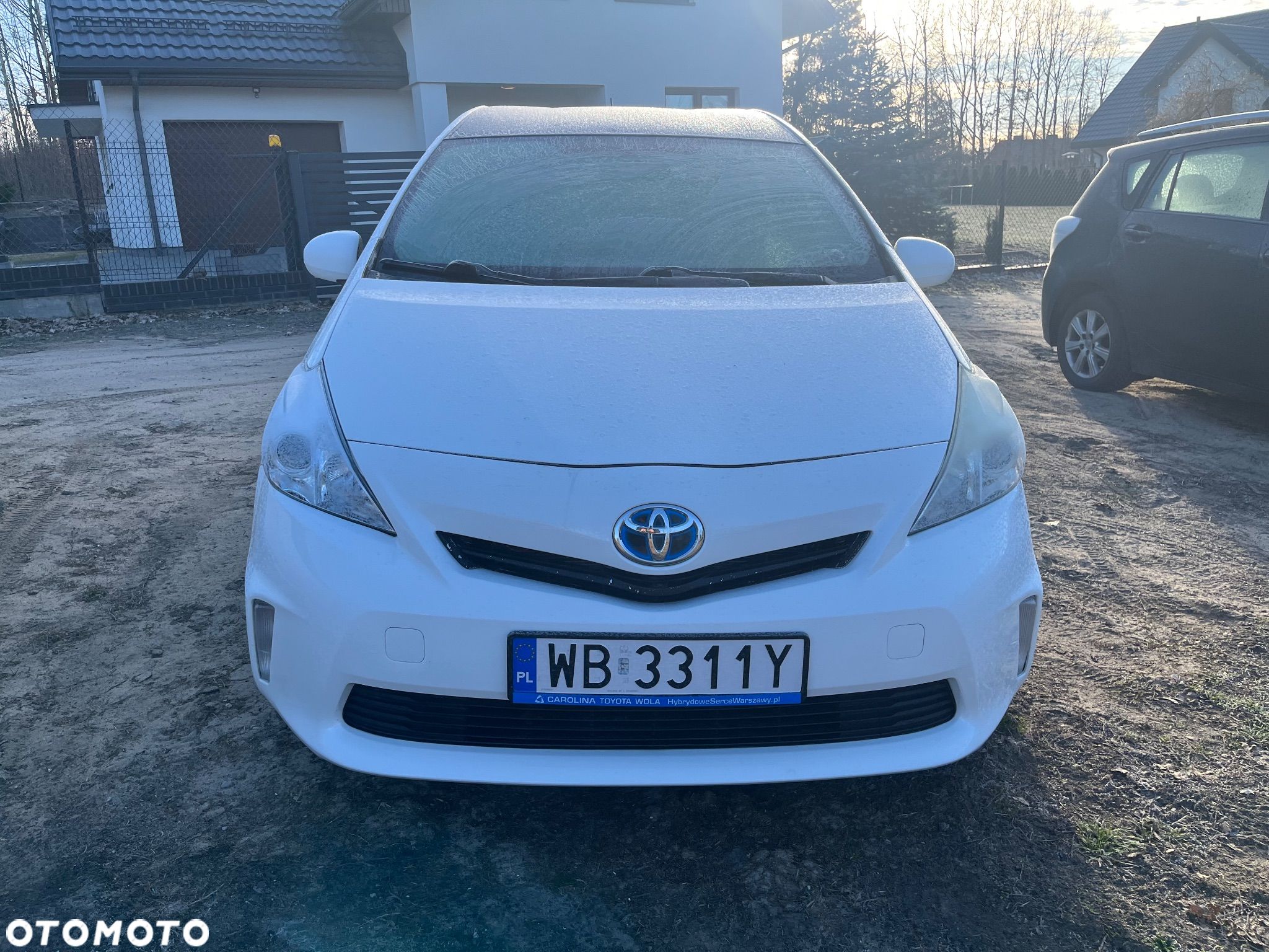 Toyota Prius+ (Hybrid) Comfort - 1