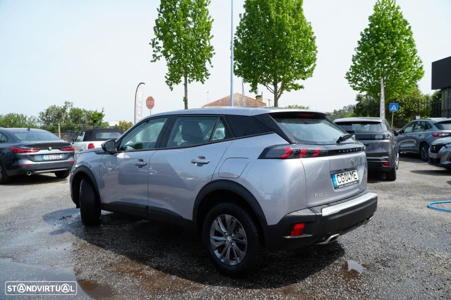 Peugeot 2008 1.2 PureTech Allure Pack EAT8 - 5