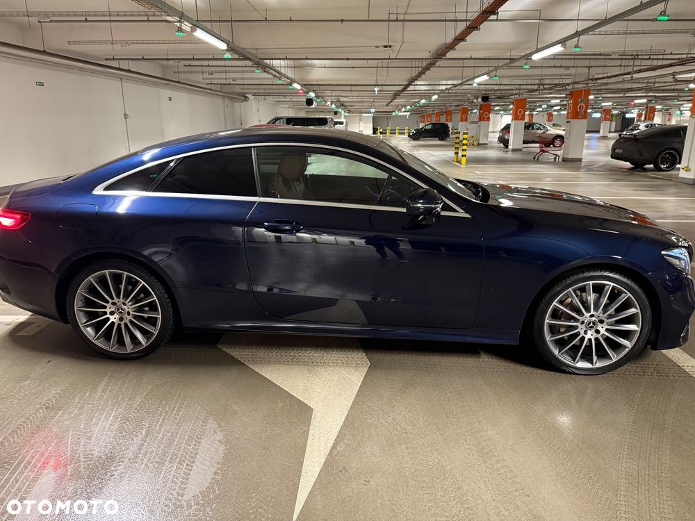 Mercedes-Benz Klasa E 220 d 4-Matic 9G-TRONIC - 5