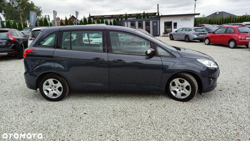 Ford Grand C-MAX - 20