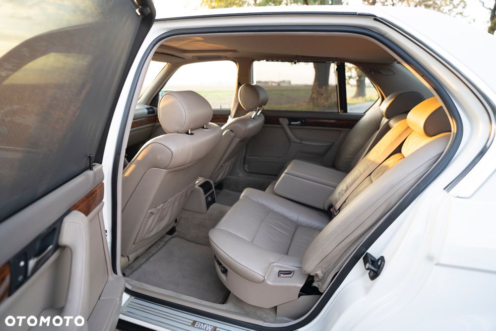 BMW Seria 7 750iL - 27