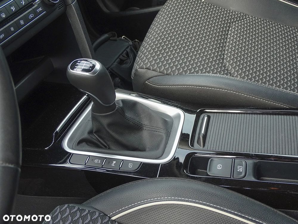 Kia XCeed 1.5 T-GDI L - 14