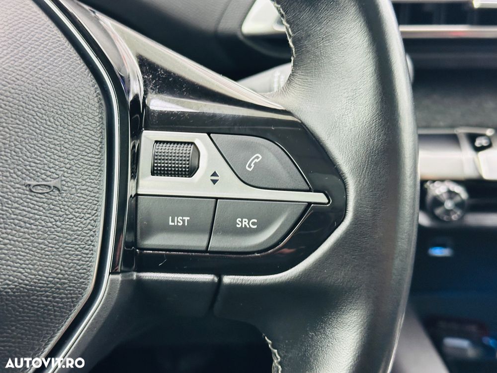 Peugeot 5008 1.2 Puretech Turbo s&s Allure - 32