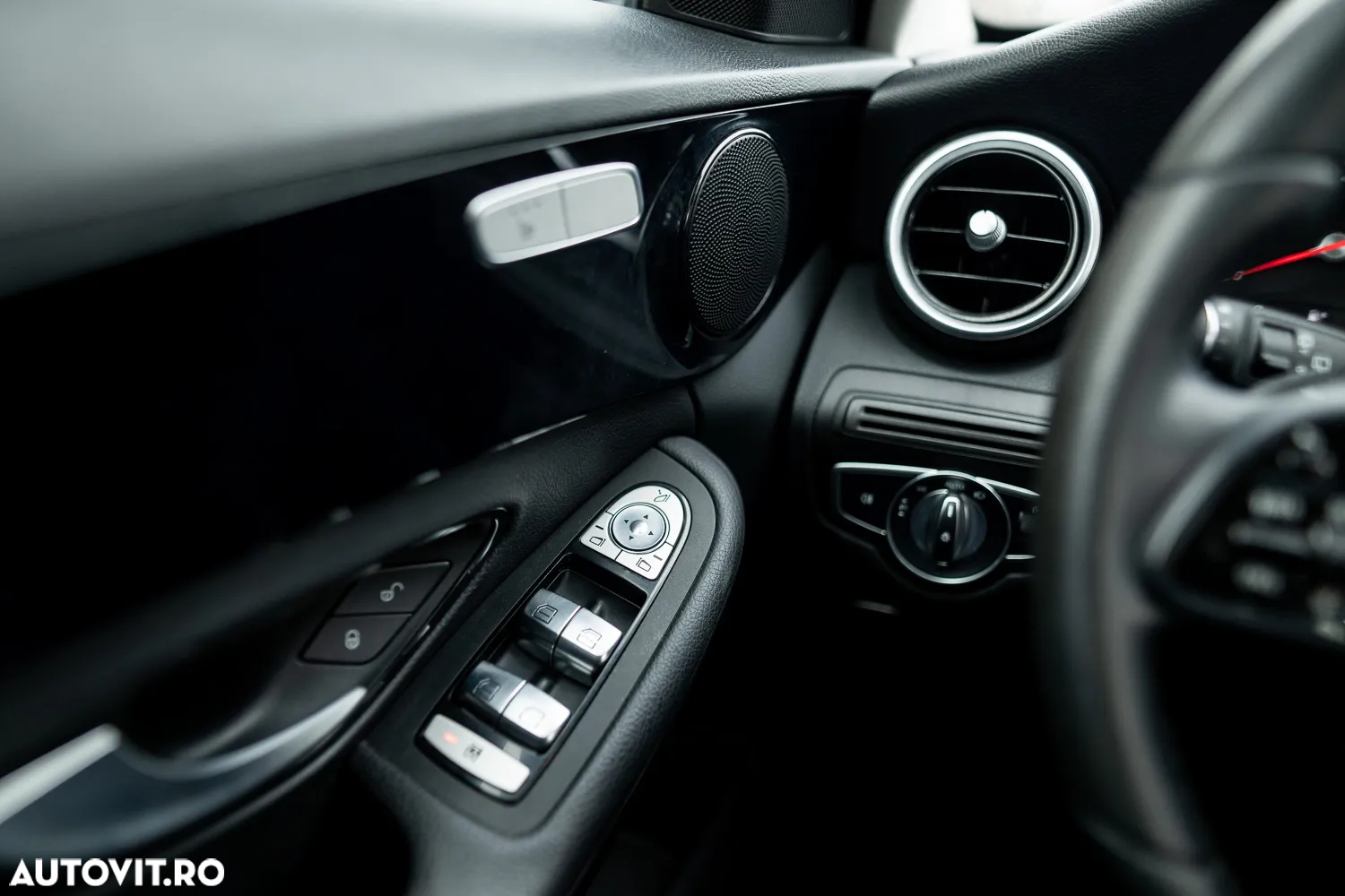 Mercedes-Benz C 220 d T 9G-TRONIC Avantgarde - 27