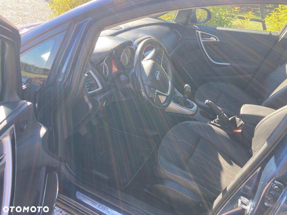 Opel Astra 1.4 Turbo ecoFLEX Start/Stop 150 Jahre - 8