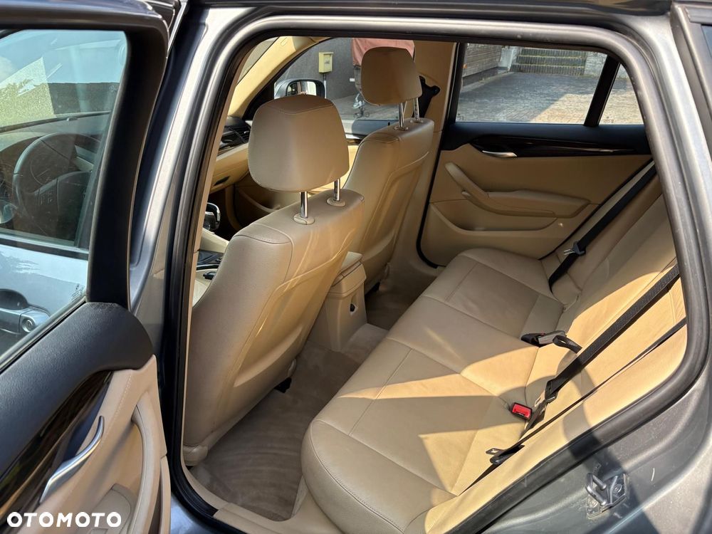 BMW X1 xDrive25i - 3