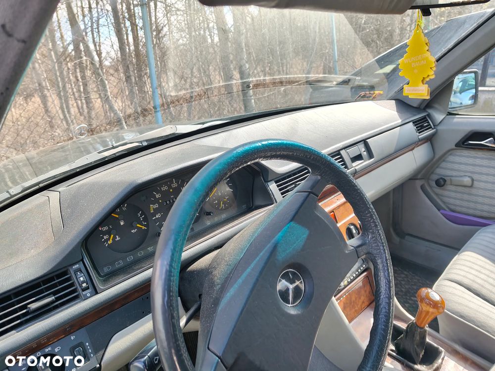 Mercedes-Benz W124 (1984-1993) - 9