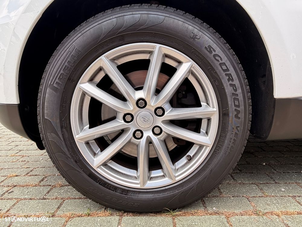 Land Rover Range Rover Sport 2.0 SD4 HSE - 31