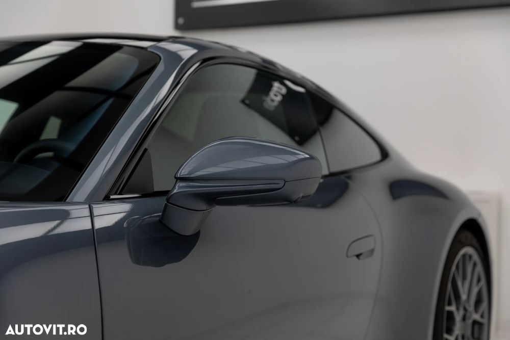 Porsche 911 Carrera PDK - 10