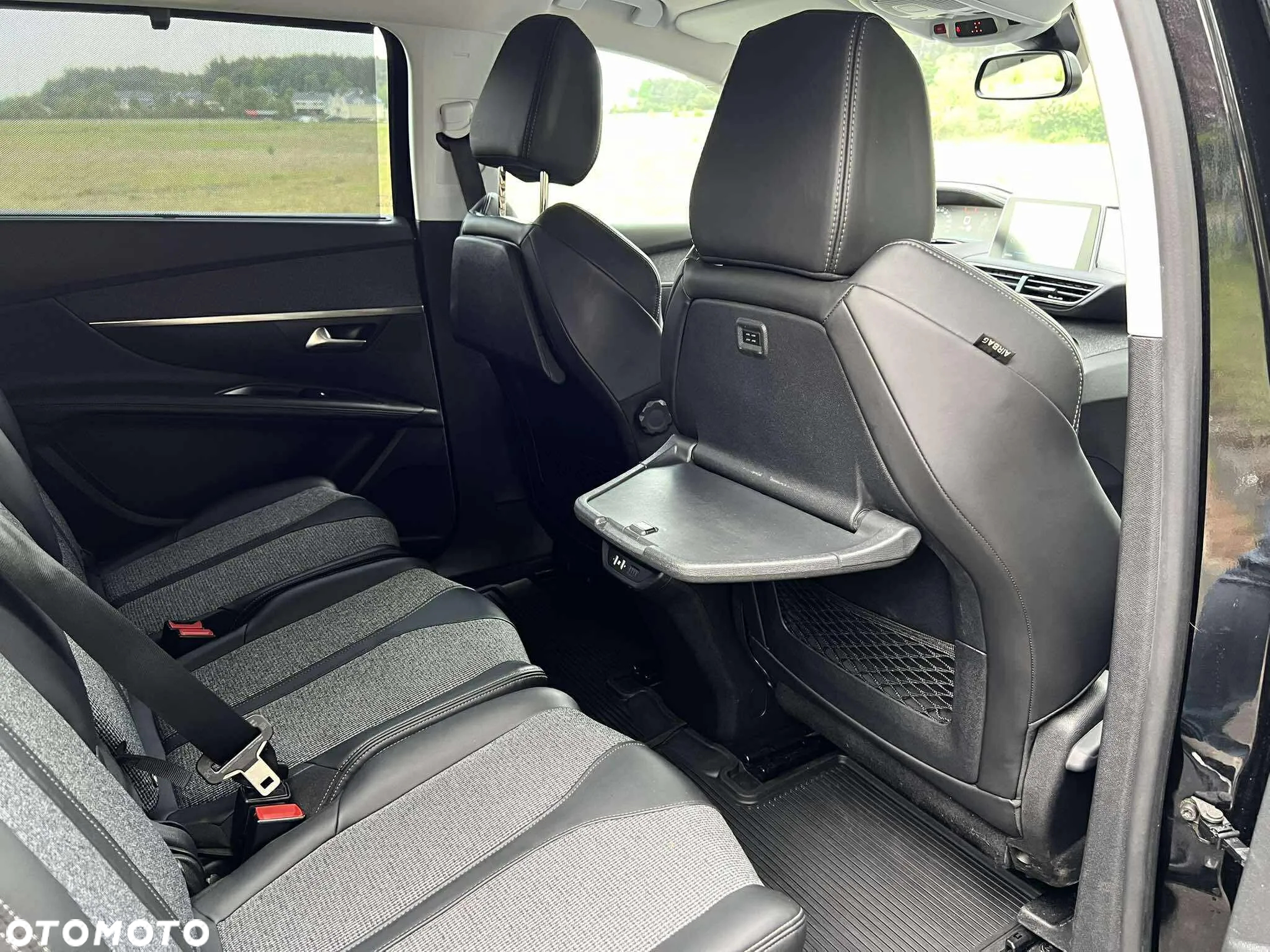Peugeot 5008 1.5 BlueHDi Allure S&S - 15