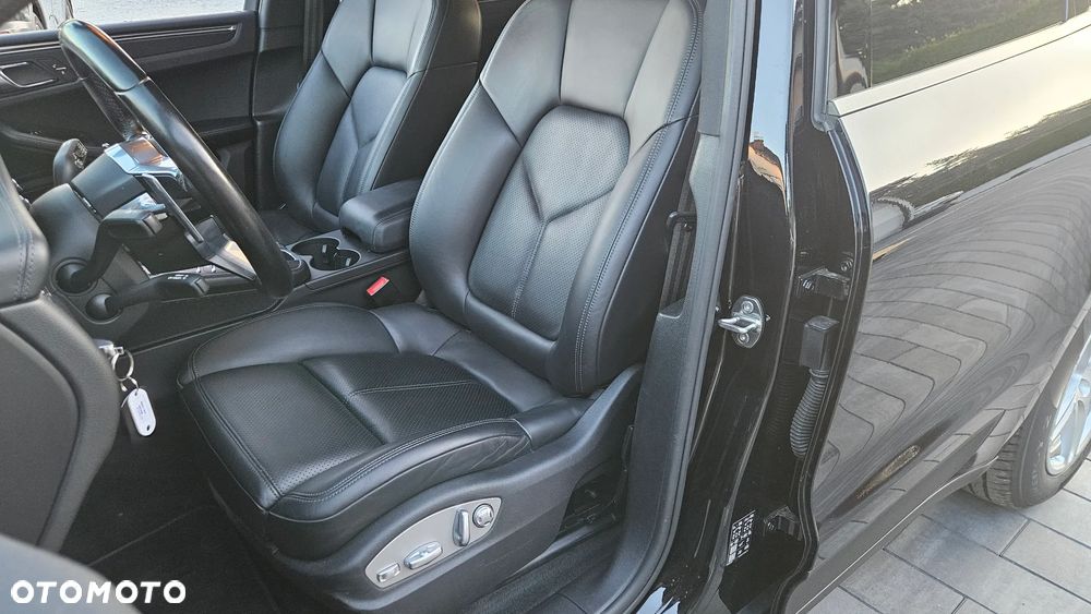 Porsche Macan - 15