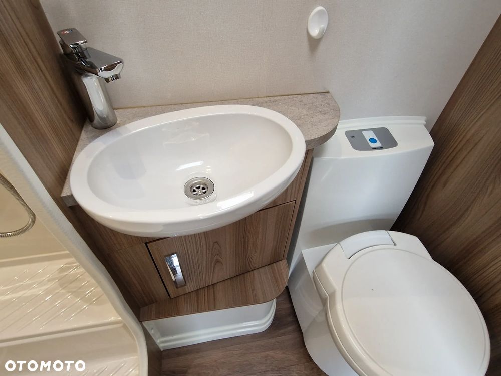 SWIFT Charisma 565 SE LUX - 17