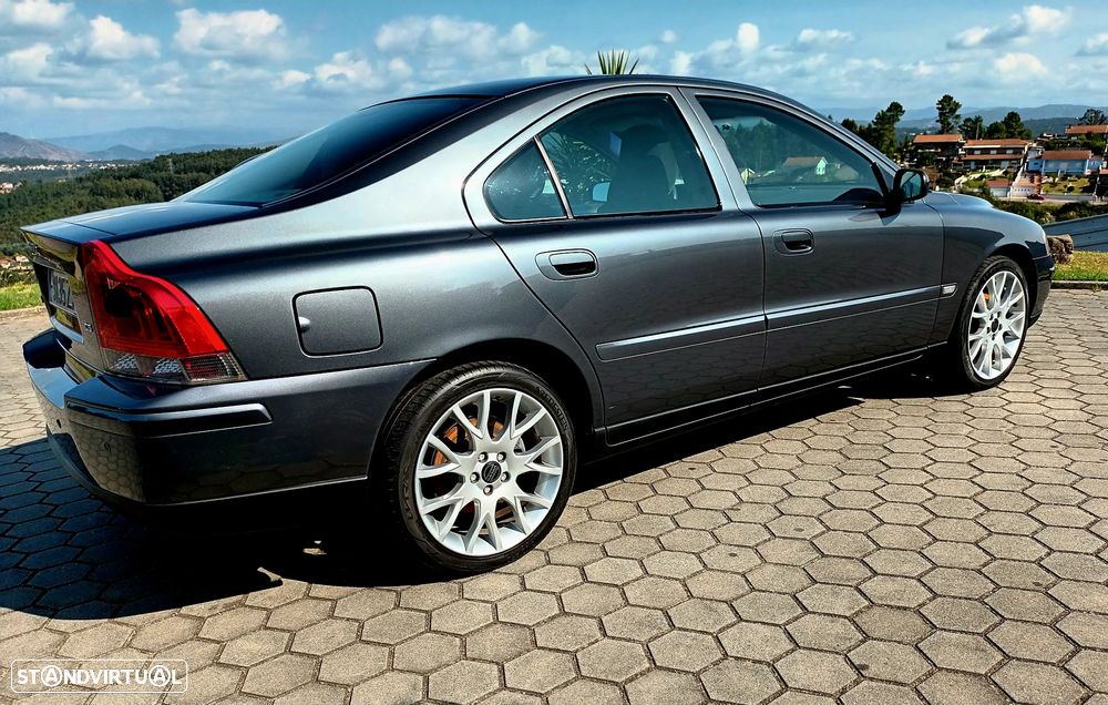 Volvo S60 2.4 D5 - 6