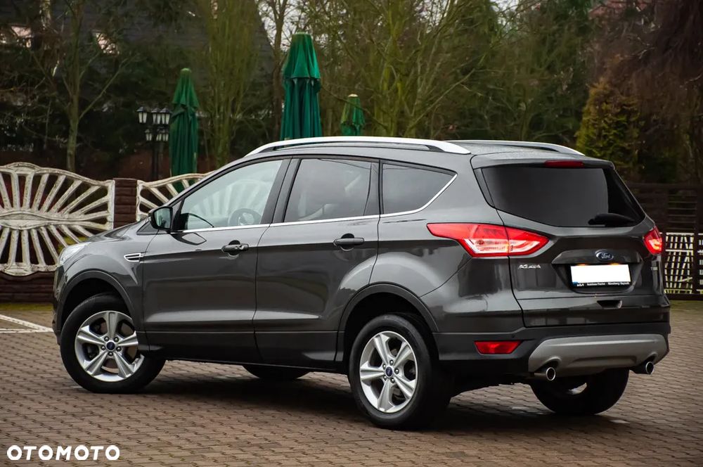 Ford Kuga 1.5 EcoBoost 4x4 Titanium - 14
