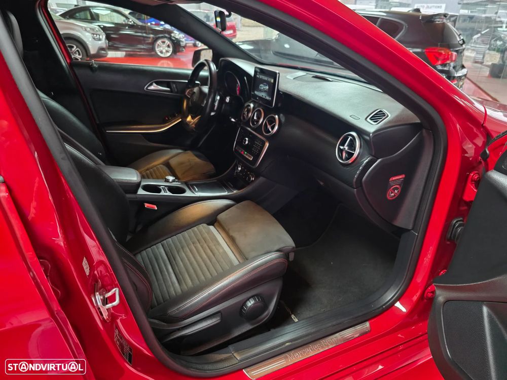 Mercedes-Benz A 200 CDI 7G-DCT AMG Line - 36