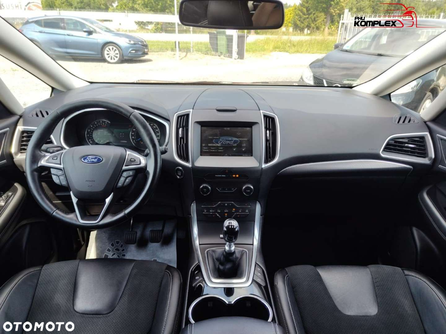Ford S-Max - 14