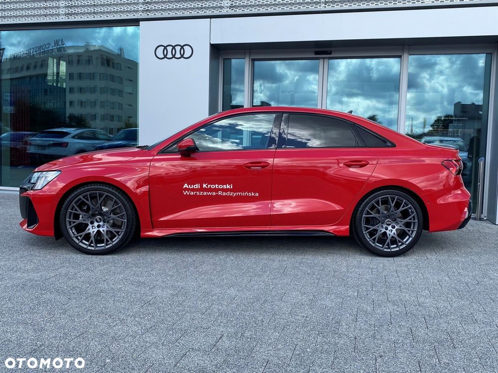 Audi RS3 Limousine - 4