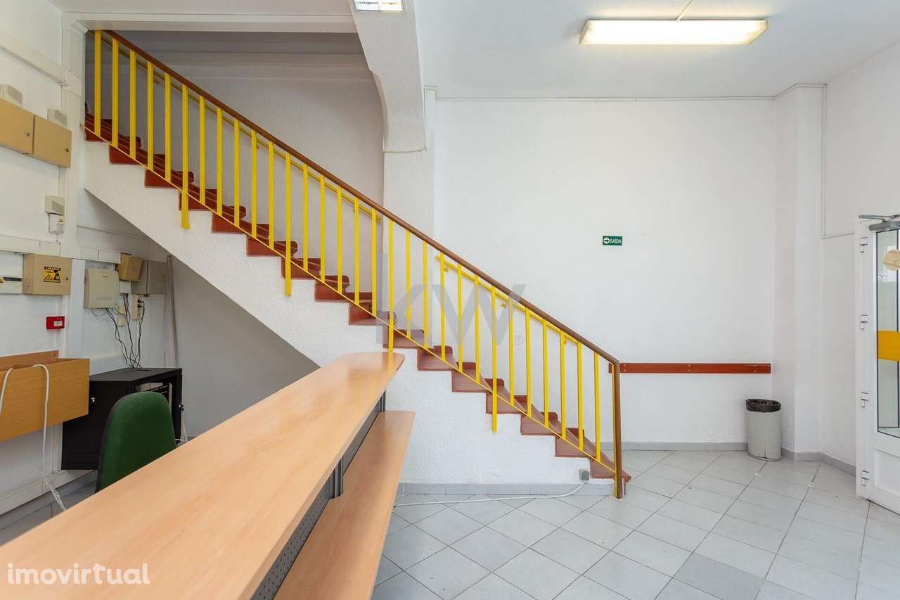 Edifício de serviços área total de 552m2 e estacionamento privativo | - Grande imagem: 3/48