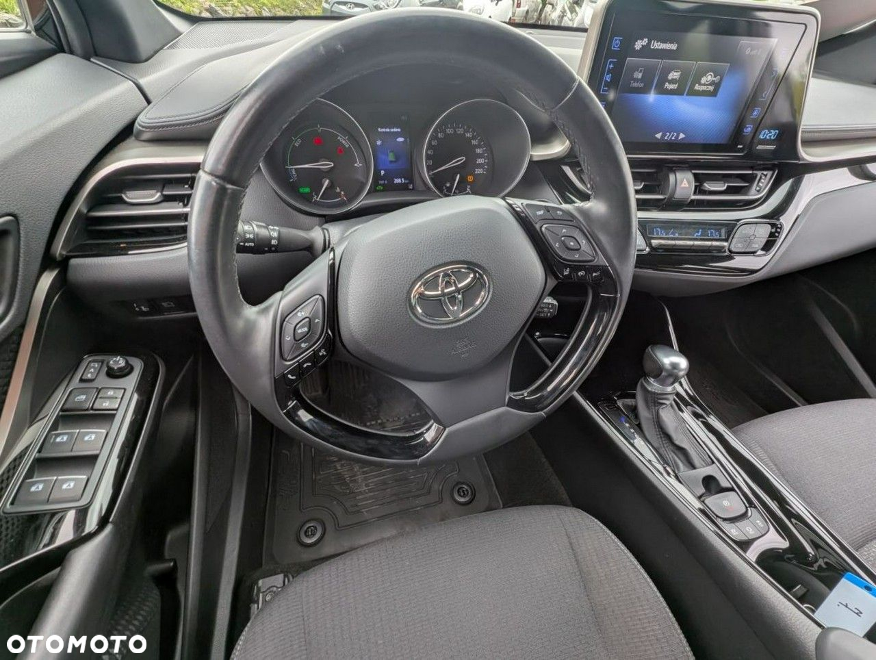 Toyota C-HR - 14