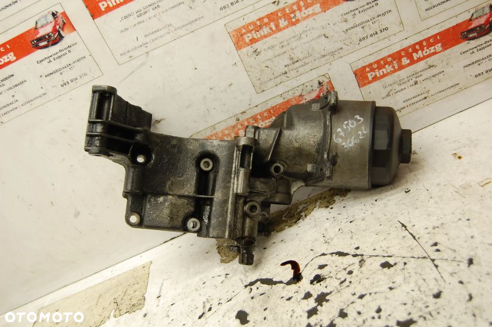 OBUDOWA PODSTAWA FILTRA OLEJU 6750330620 BMW 5 E39 2.5 BENZYNA - 2