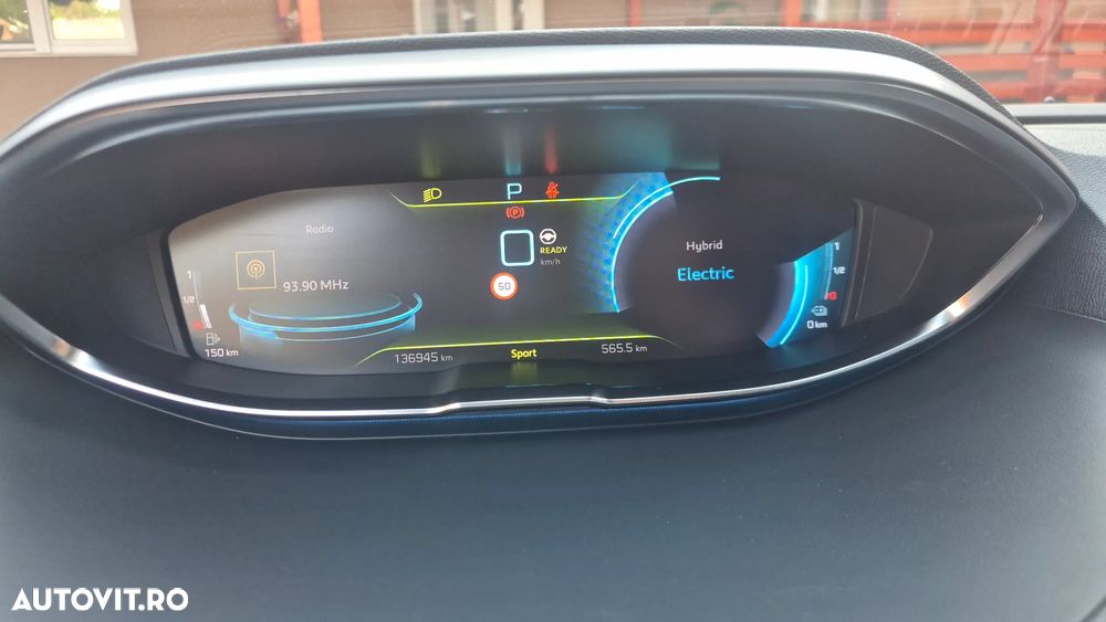 Peugeot 3008 PHEV EAT8 Allure - 28