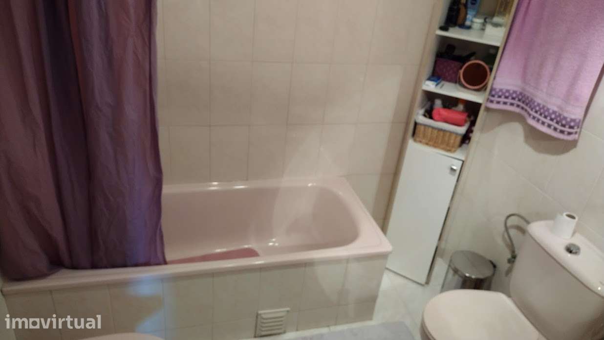 Apartamento T2 junto à praia - Grande imagem: 5/9