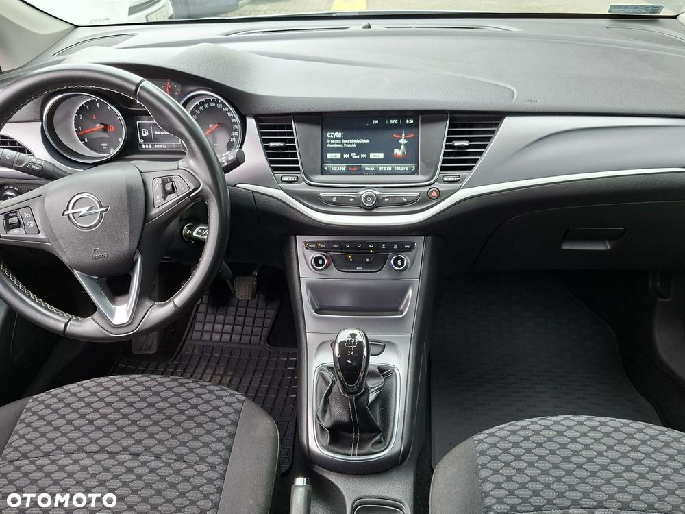 Opel Astra 1.4 Enjoy - 25