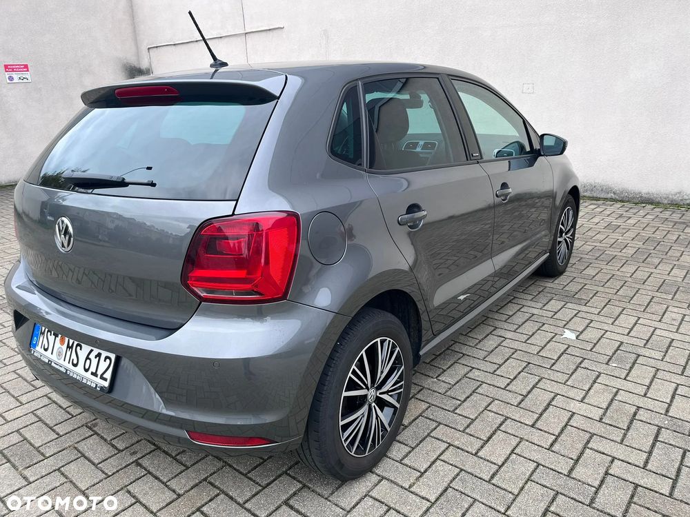 Volkswagen Polo - 9