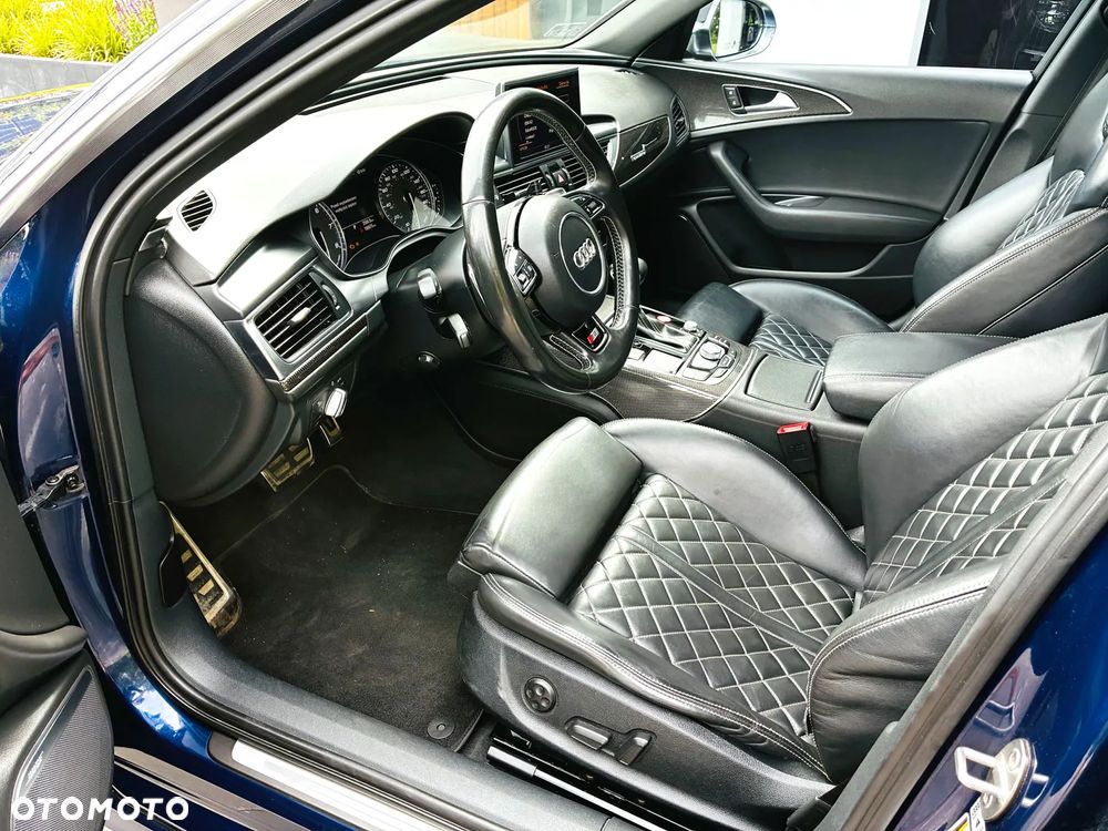 Audi S6 Limousine - 12