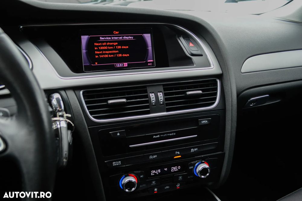 Audi A4 2.0 TDI DPF multitronic Attraction - 26