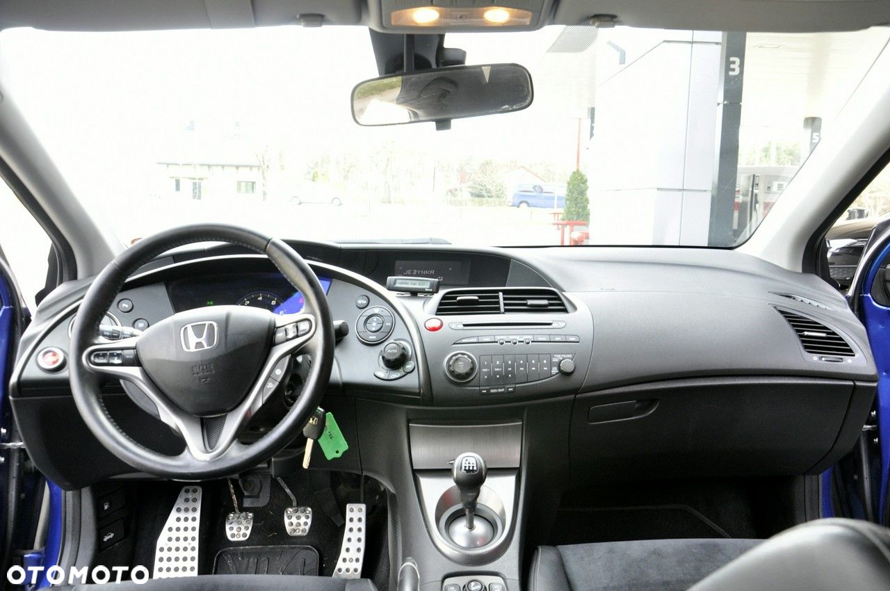Honda Civic 1.8 Sport - 30