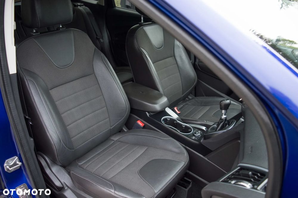 Ford Kuga 2.0 TDCi 2x4 Individual - 31