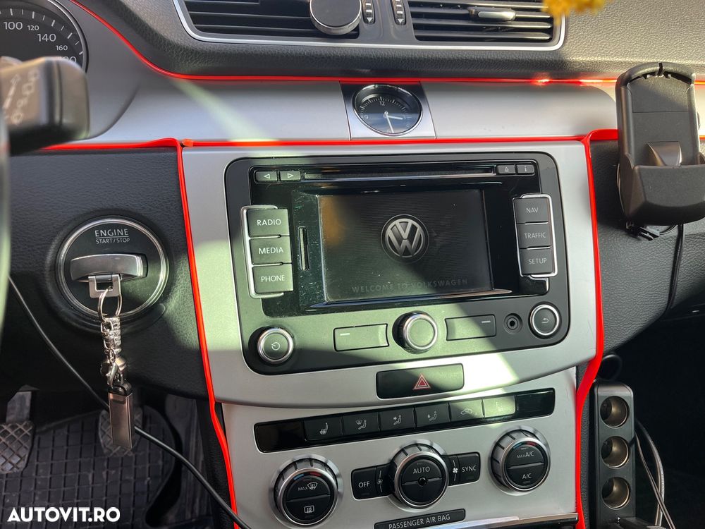 Volkswagen Passat 1.6 TDI BlueMotion - 8