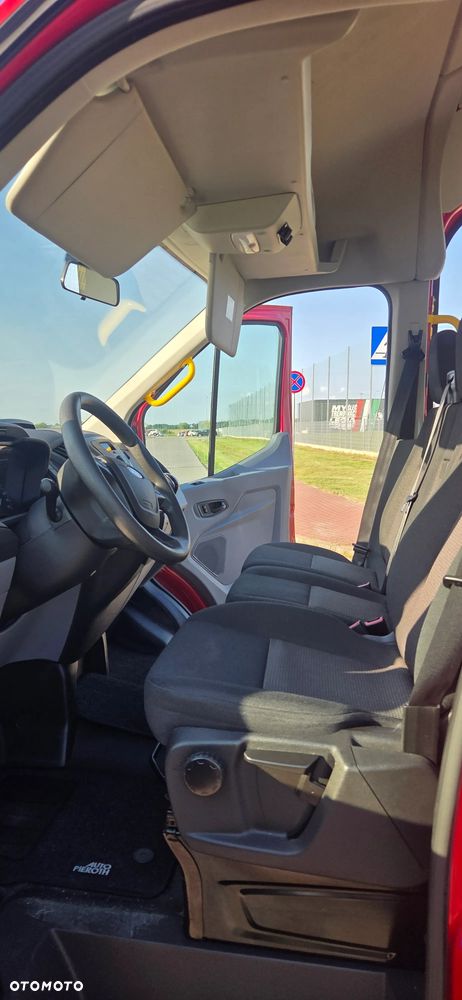 Ford Transit - 12